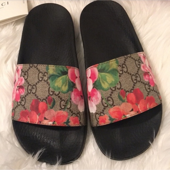 🆕Gucci Bloom Slides Authentic‼️ - Picture 2 of 4
